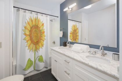 Fabric Shower Curtain /white And Yellow Sunflower